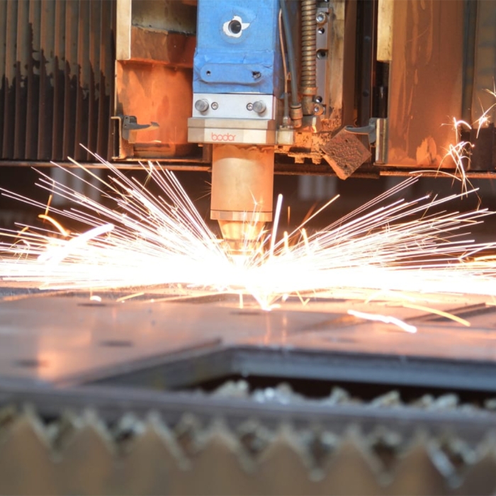 6 KW FİBER LAZER KESİM 3000X1500 TABLA